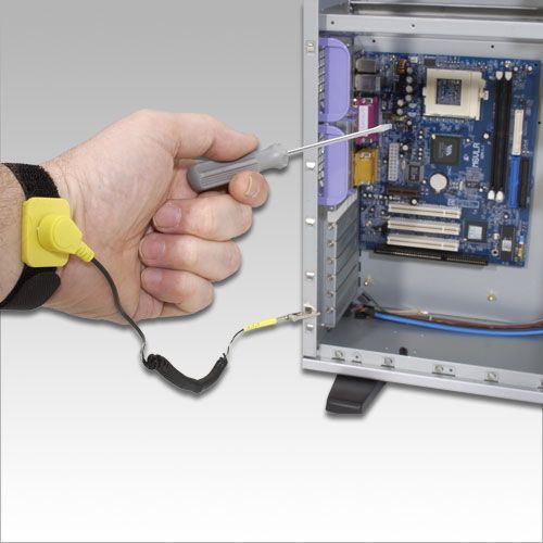 consejos-de-seguridad-para-reparar-ordenadores Consejos de seguridad para reparar un ordenador portátil - Data System